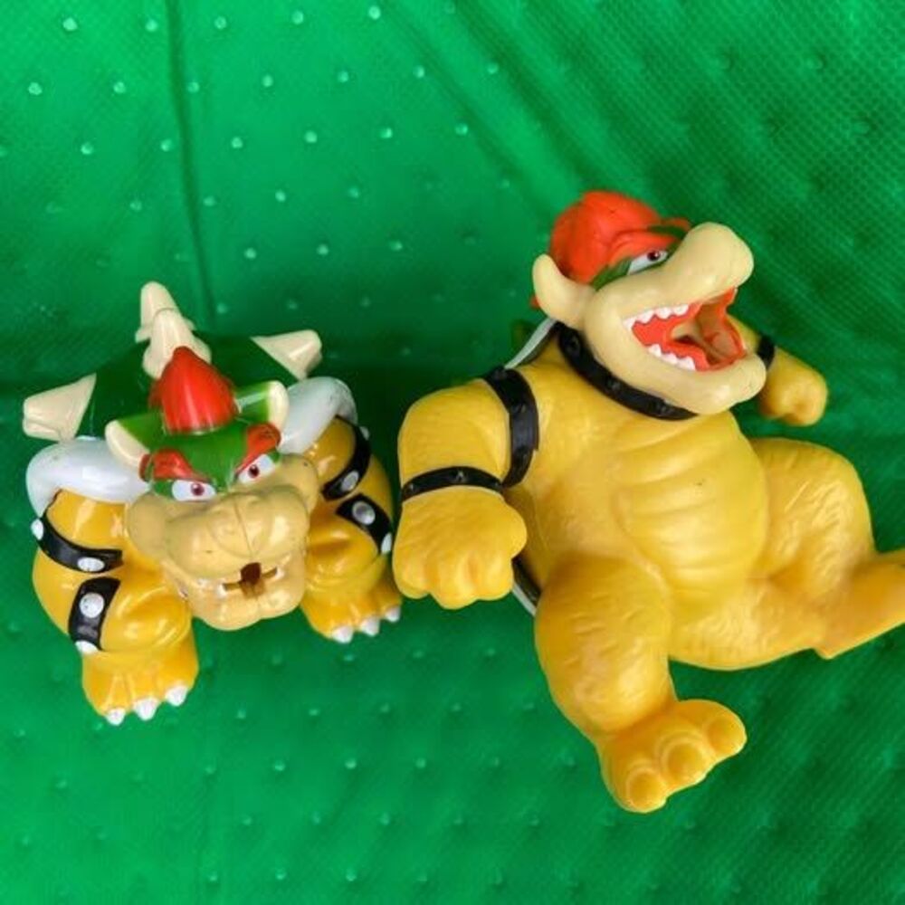 Super Mario Bros Bowser 2023 McDonald’s Happy Meal Action Figure Toy Lot of 2